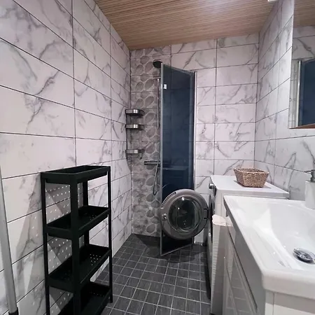 Viskoosa Naekmani Appartement